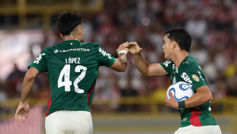 Palmeiras conta com bom retrospecto diante do Junior Barranquilla para buscar vaga nas oitavas; relembre duelos