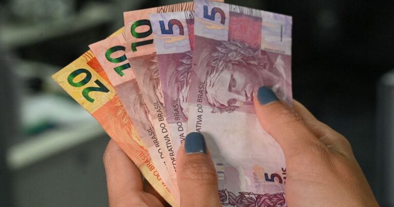 IR 2026: Receita paga hoje maior lote de restituição da história