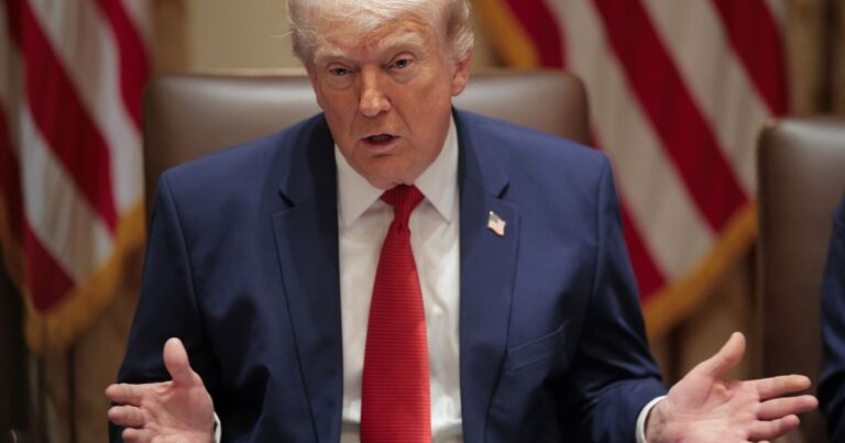 Reunião de Trump sobre o Irã é concluída em meio a incertezas sobre acordo