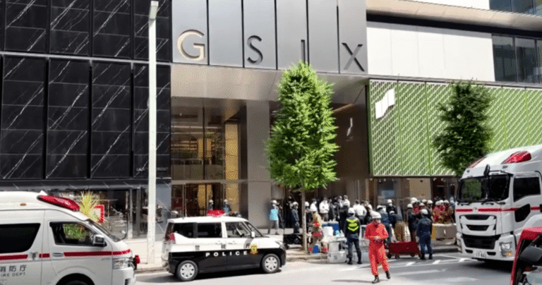 Spray suspeito é borrifado em shopping de Tóquio e deixa 19 hospitalizados