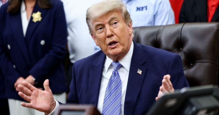 Trump afirma EUA têm vantagem esmagadora em negociações com Irã