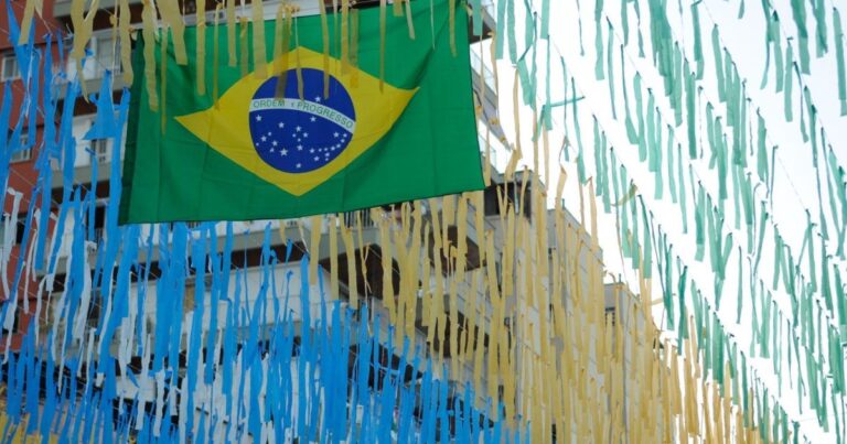 Copa do Mundo 2026: veja o que é proibido ao decorar e pintar as ruas
