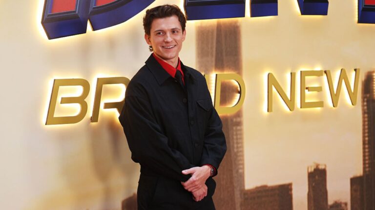 “Ele é o nome do momento”: Tom Holland surpreende e aponta astro de série fenômeno da Netflix como seu grande substituto no papel de Homem-Aranha