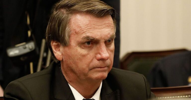 Defesa de Bolsonaro pede ao STF para prorrogar prisão domiciliar