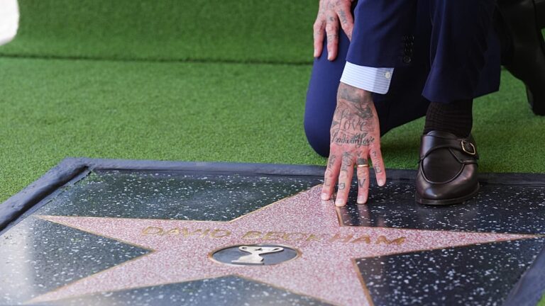 Vídeo. David Beckham recebe estrela no Passeio da Fama de Hollywood