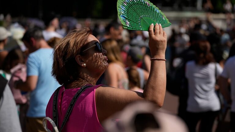 Reino Unido: hospital declara incidente crítico com aumento de procura por onda de calor