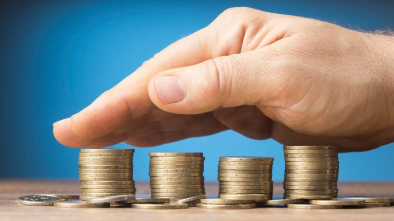 Corte da Selic traz atratividade aos pós-fixados e melhora na renda variável