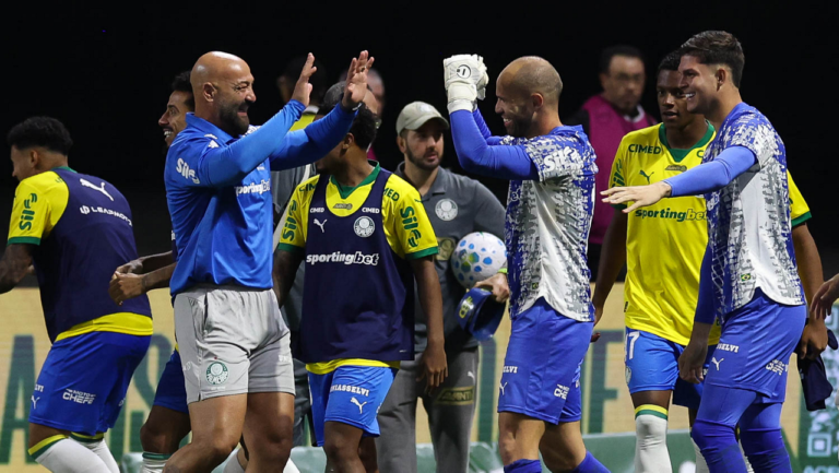 Palmeiras lidera Brasileirão profissional, Sub-20 e Sub-17 e reforça força da base alviverde