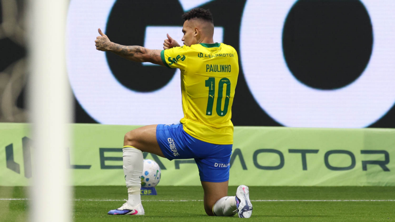 Com poucos minutos, Paulinho mantém protagonismo e reforça papel de decisivo no Palmeiras