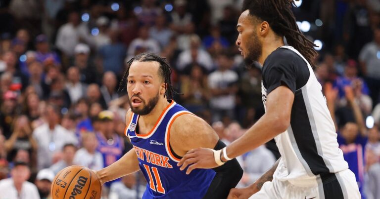 Knicks repetem recuperação incrível, vencem Spurs no Texas e são campeões da NBA