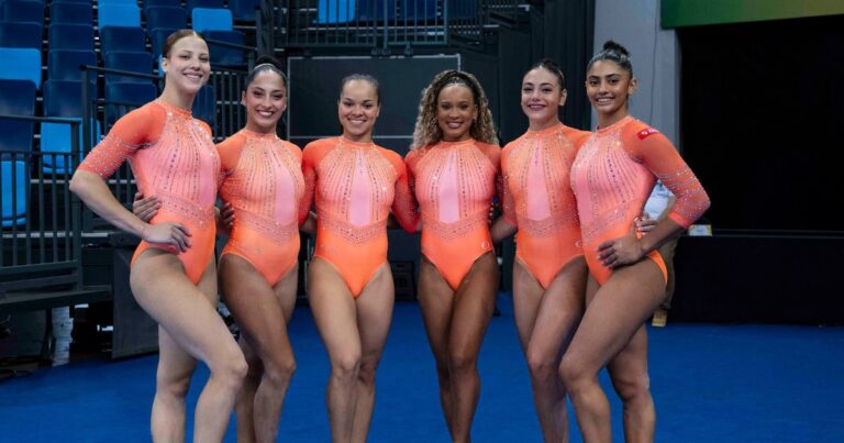 Rebeca Andrade volta a competir e ajuda Brasil a conquistar prata no Pan de ginástica