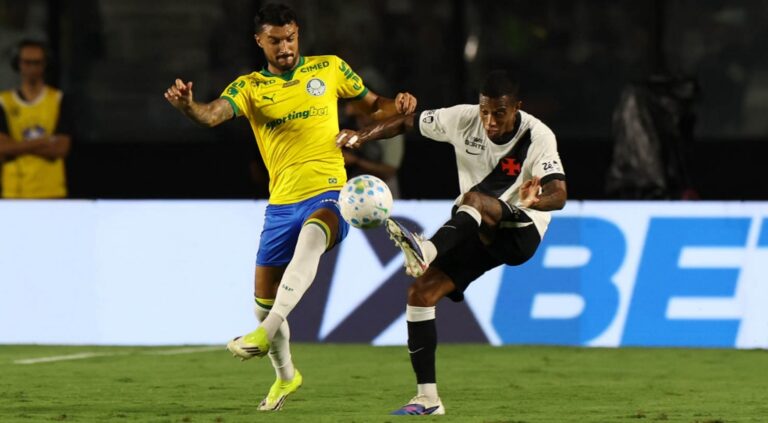 Lateral do Palmeiras passa por cirurgia após lesão de menisco; veja prazo de retorno