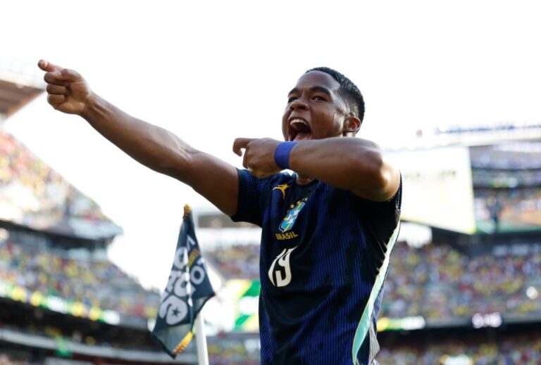 Giay é titular, Flaco entra no segundo tempo e Cria decide pela Seleção Brasileira