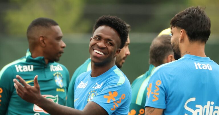 A mística da camisa 7 e o mapa da seleção brasileira para desarmar a Escócia na Copa