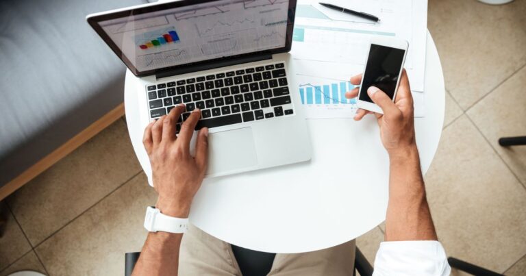 Como escolher uma plataforma financeira com bom histórico de atendimento?