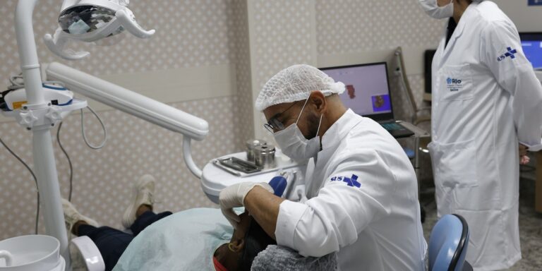 Comissão do Senado aprova novo piso salarial de médicos e dentistas
