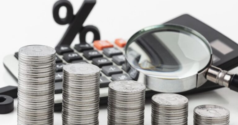 Taxas de juros em contas digitais: comparação entre plataformas financeiras
