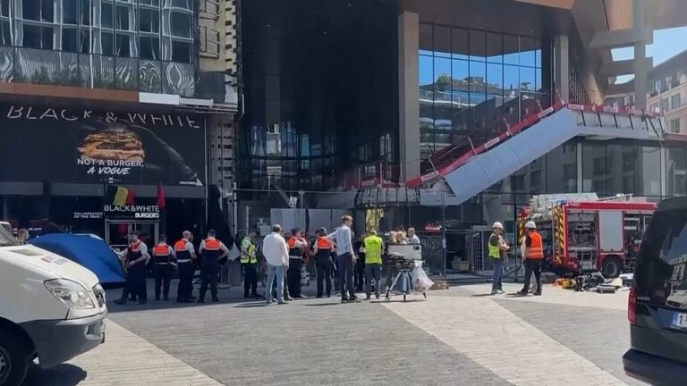 Vários mortos após incêndio em poço de elevador de estaleiro de construção em Bruxelas