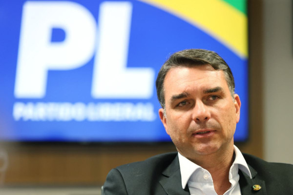 Flávio sobre Tereza: “Convite foi feito, ela aceitou e agora estamos nas conversas”