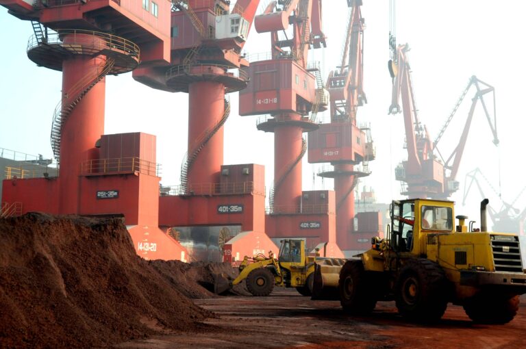 exportações aproveitam boom da IA enquanto economia interna tem dificuldades