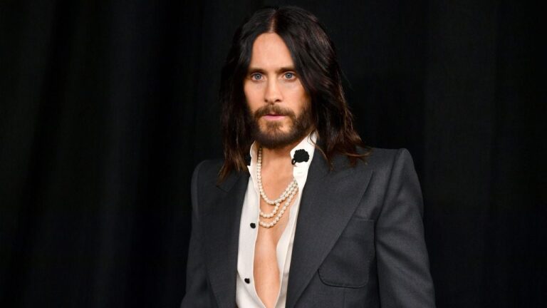 “Ele saiu impune por 25 anos”: Novo documentário da BBC expõe relatos de abuso sexual cometidos por Jared Leto