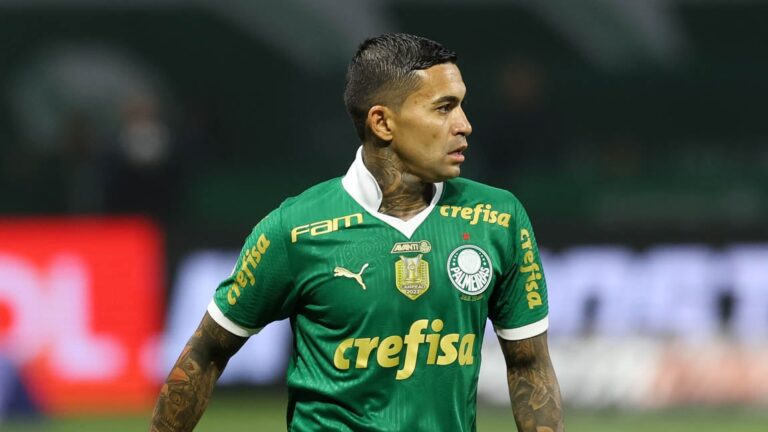 Dudu revela emoção após gritos da torcida do Palmeiras: ‘Me deram muito carinho’