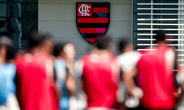 Flamengo pode fechar com dois ídolos recentes do Botafogo