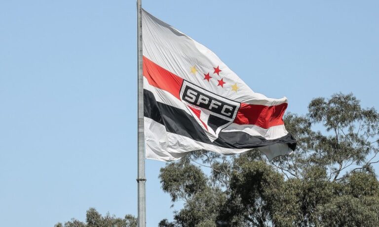 São Paulo sofre transfer ban da Fifa por dívida em contratação milionária