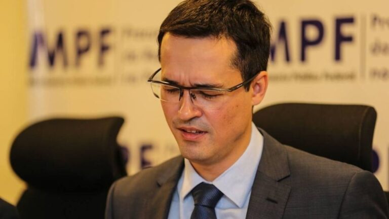 Empresa de Deltan Dallagnol recebeu mais de R$ 300 mil do Partido Novo por fundo partidário