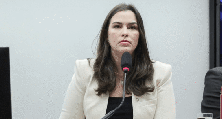 “O feminicídio é o final do problema; precisamos combater a raiz da violência contra a mulher”, diz Maria Arraes – Brasil 247