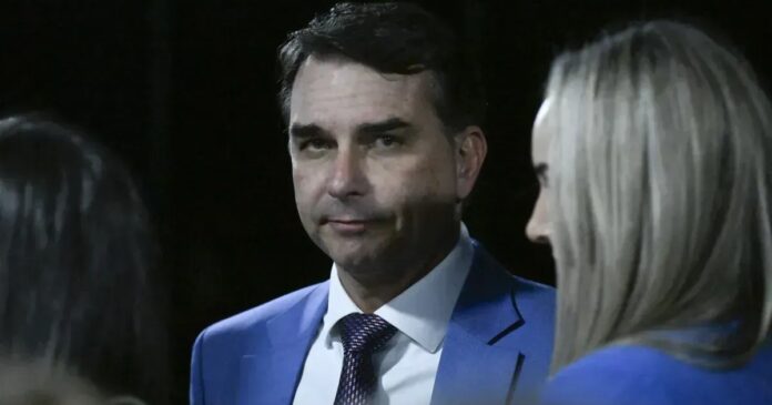 Flavio-Bolsonaro_ccd460.webp.jpeg