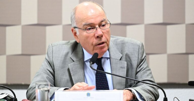Oposição articula ida de Mauro Vieira ao Congresso antes do recesso
