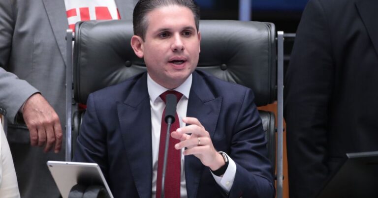 Hugo defende uso da Lei da Reciprocidade contra novo tarifaço dos EUA