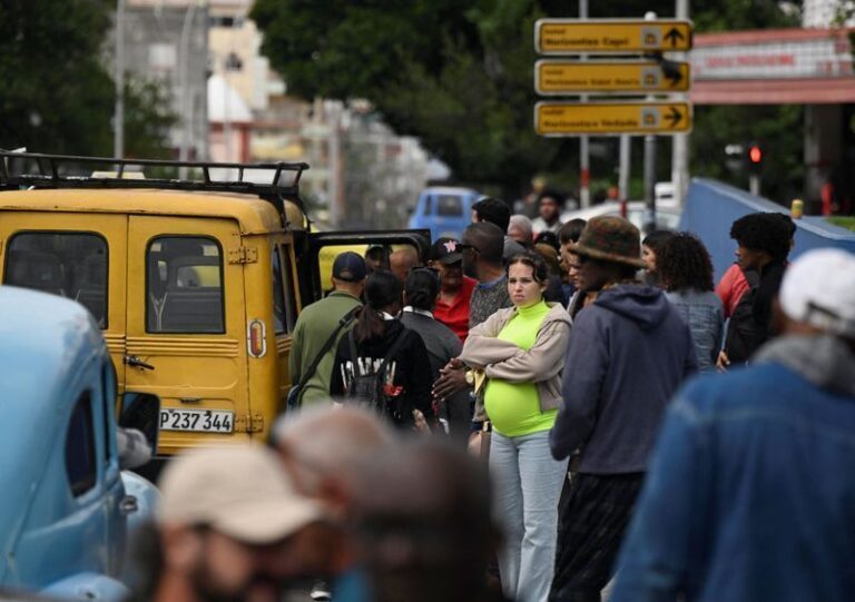 Governo brasileiro envia 48 toneladas de leite em pó a Cuba em meio a crise
