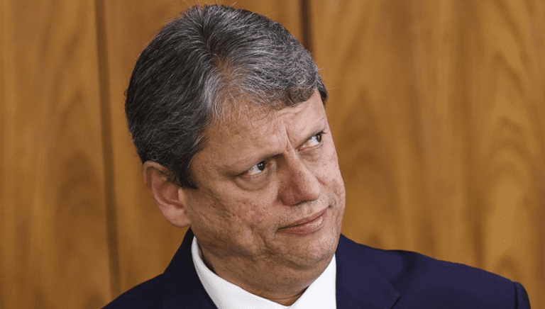 Pesquisa Quaest expõe fragilidades da gestão Tarcísio