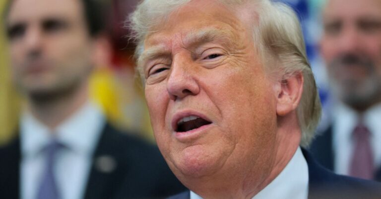 Trump diz que Fed deveria reduzir taxa de juros