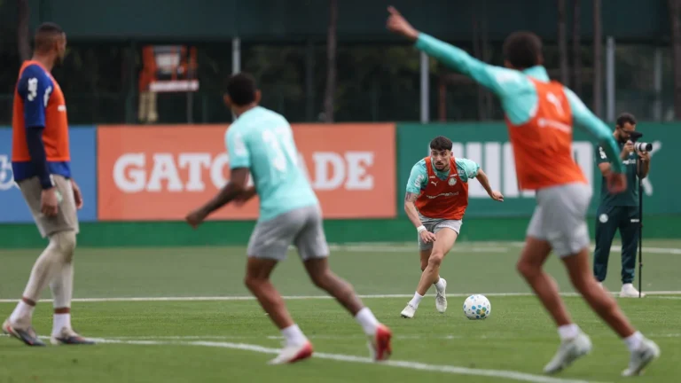 Abel Ferreira deve promover mudanças em time titular. SporTV, Premiere, Prime Video e Rede globo passam o jogo.
