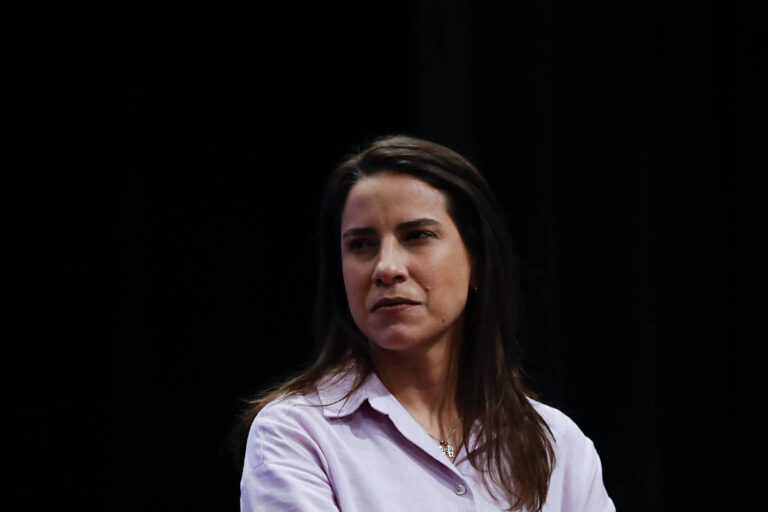 Comprovado: Gabinete do ódio de Raquel Lyra funciona há mais de dois anos. Assista ao vídeo.