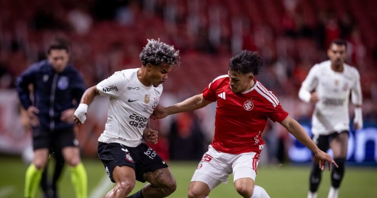 Diniz não admite que trocas prejudicaram o Corinthians e confia na virada: ‘Tem de acreditar’