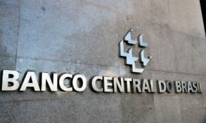 Copom reduz Selic para 14% e mantém cautela sobre novos cortes