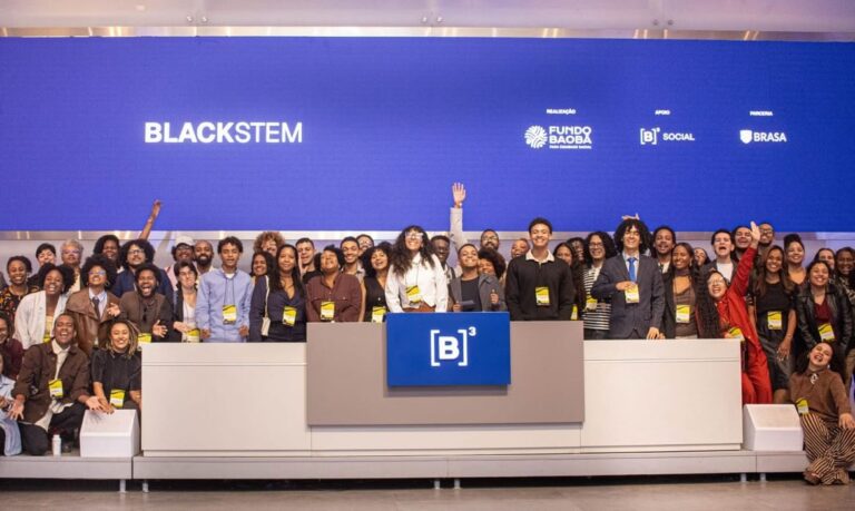 João, Caio e Quezia, estudantes selecionados pelo programa Black STEM
