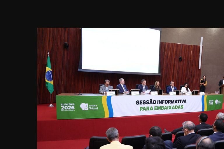 Sessão informativa do TSE para representantes diplomáticos em Brasília