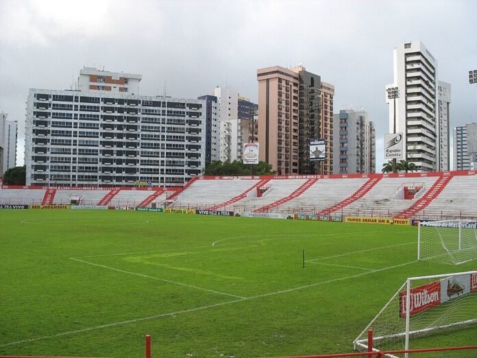 Estádio dos Aflitos, no Recife, palco de Náutico x Atlético-GO pela Série B