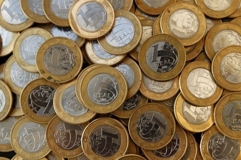 Análise: Dinâmica da dívida gera receio em investidores
