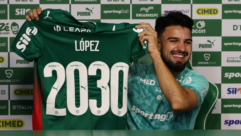 Enquanto o Sport sofre na Série B, o Palmeiras respira a 2.850 metros de altitude em Quito