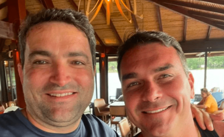 Advogado de Flávio Bolsonaro movimentou R$ 13 bilhões em apostas. Querem enganar quem?