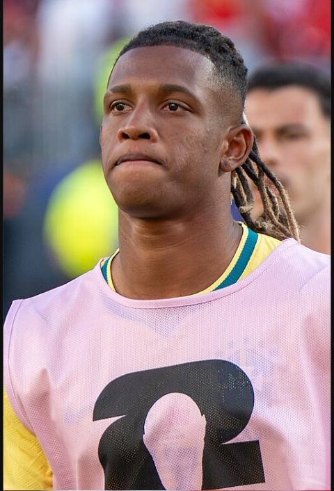 Palmeiras não desiste de Danilo e prepara nova oferta de R$ 175 milhões ao Botafogo Palmeiras não desiste de Danilo e prepara nova oferta de R$ 175 milhões ao Botafogo
