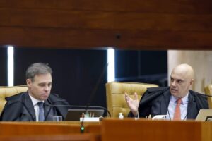 Moraes acusa Mendonça de usar “órgão estrangeiro” em relatório contra ele às vésperas de julgamento no STF