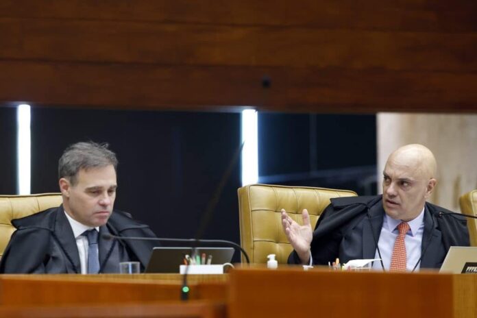 Moraes acusa Mendonça de usar “órgão estrangeiro” em relatório contra ele às vésperas de julgamento no STF