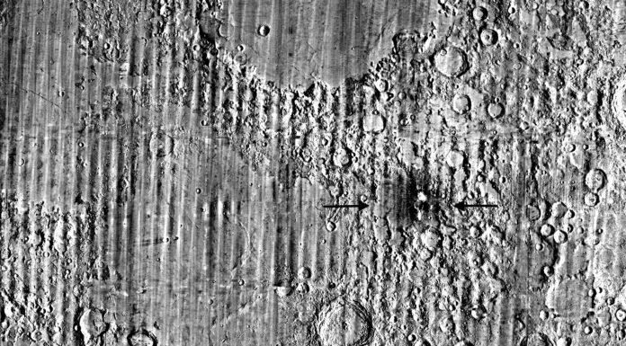 Nasa descobre a maior cratera nova já registrada na Lua, formada por impacto ‘de uma vez a cada século’
